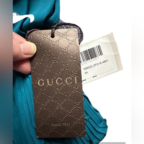 NWT Gucci silk mock neck ruffle sleeve blouse sz M/L IT 44 pleated button up - Picture 3 of 12